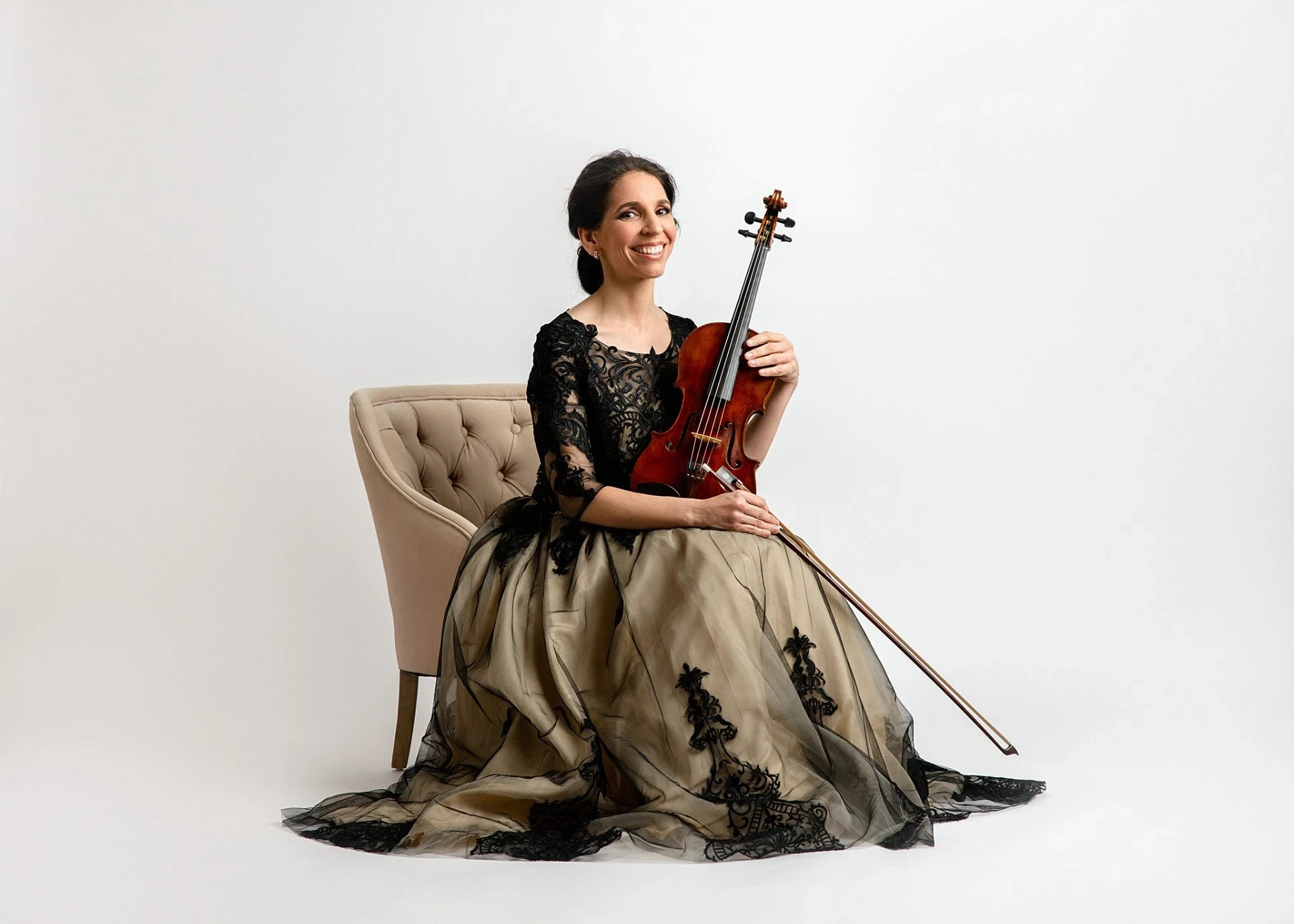 CV - EVA MOKRÁ  - VIOLISTKA